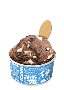 New York Super Fudge Chunk® Original Ice Cream dan un bar laitier